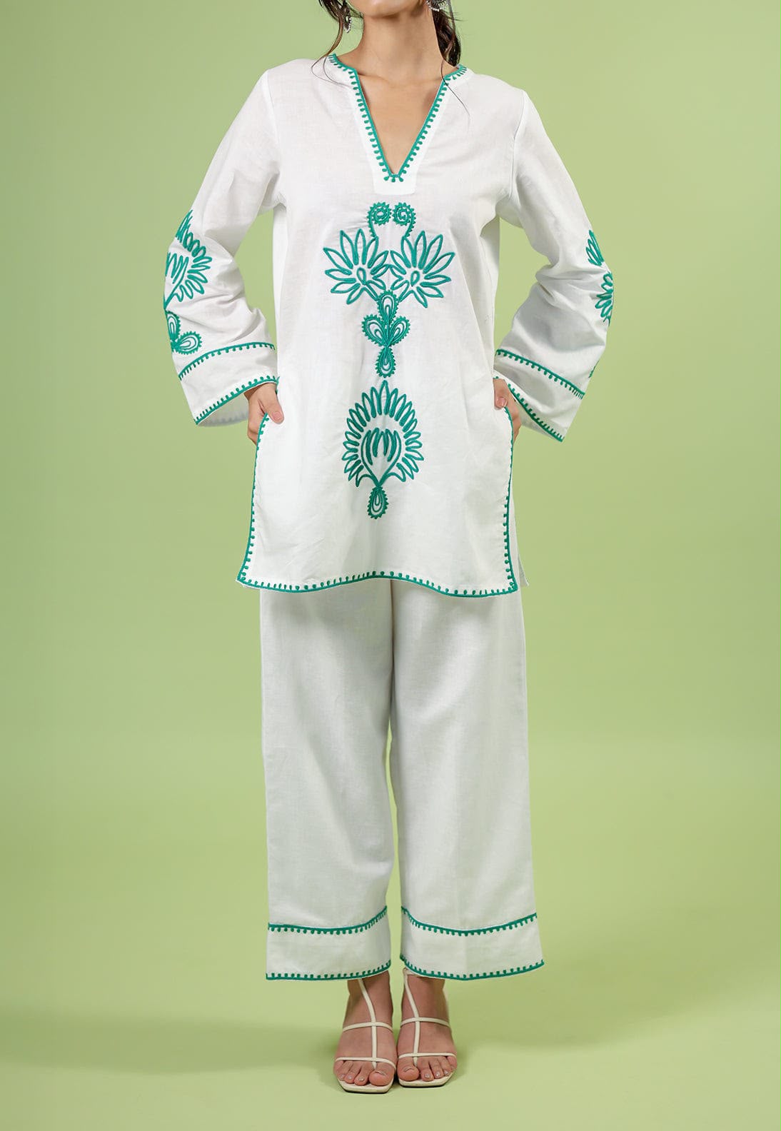 White Floral Embroidered Co-ord Kurta Set