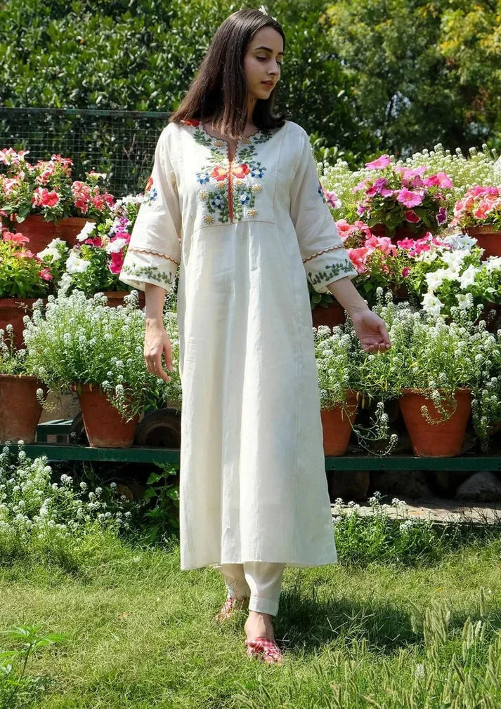 White Garden Bloom Embroidered Kurta Set