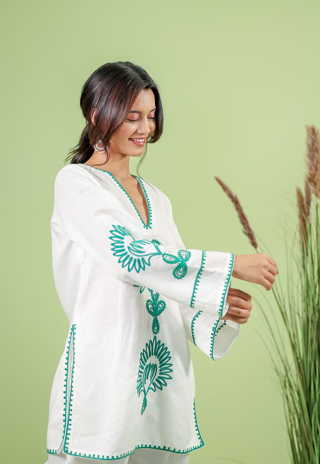 White Floral Embroidered Co-ord Kurta Set