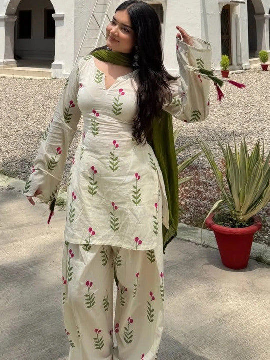 Women Floral Printed Regular Kurta with Patiala & With Dupatta